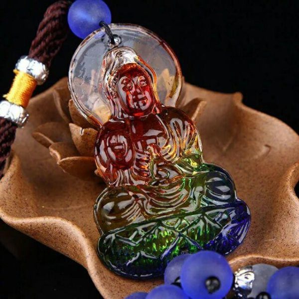 Các mẫu treo xe ô tô mang lại bình an, may mắn 7 màu đuôi hạt